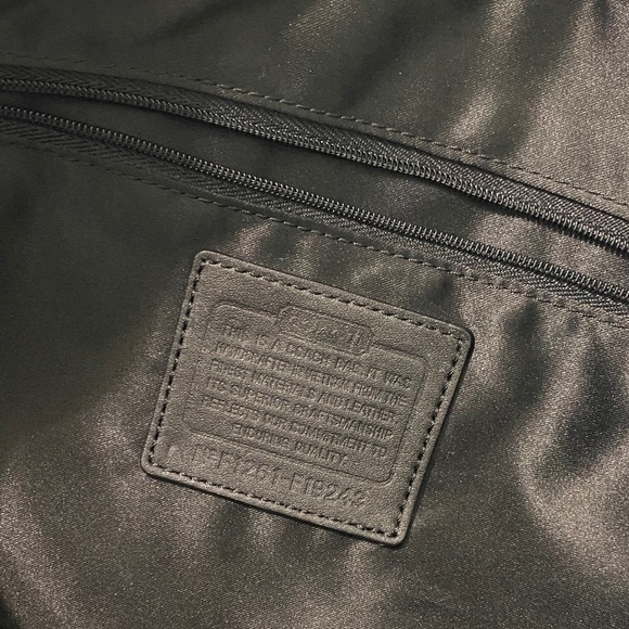 Coach Black Leather Shoulder Bag - Picture 3 of 6